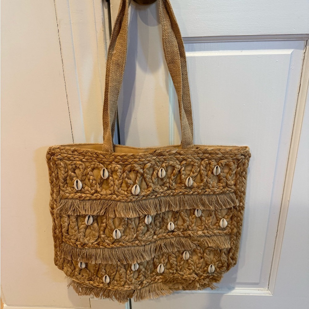 NWOT Salt + Umber Isla Jute Seashell Tote Bag